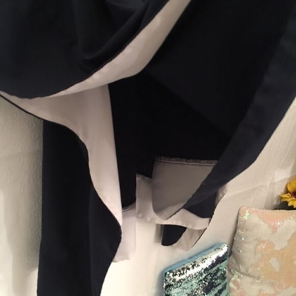 Jones New York drape Top! Gorgeous! - Picture 3 of 6